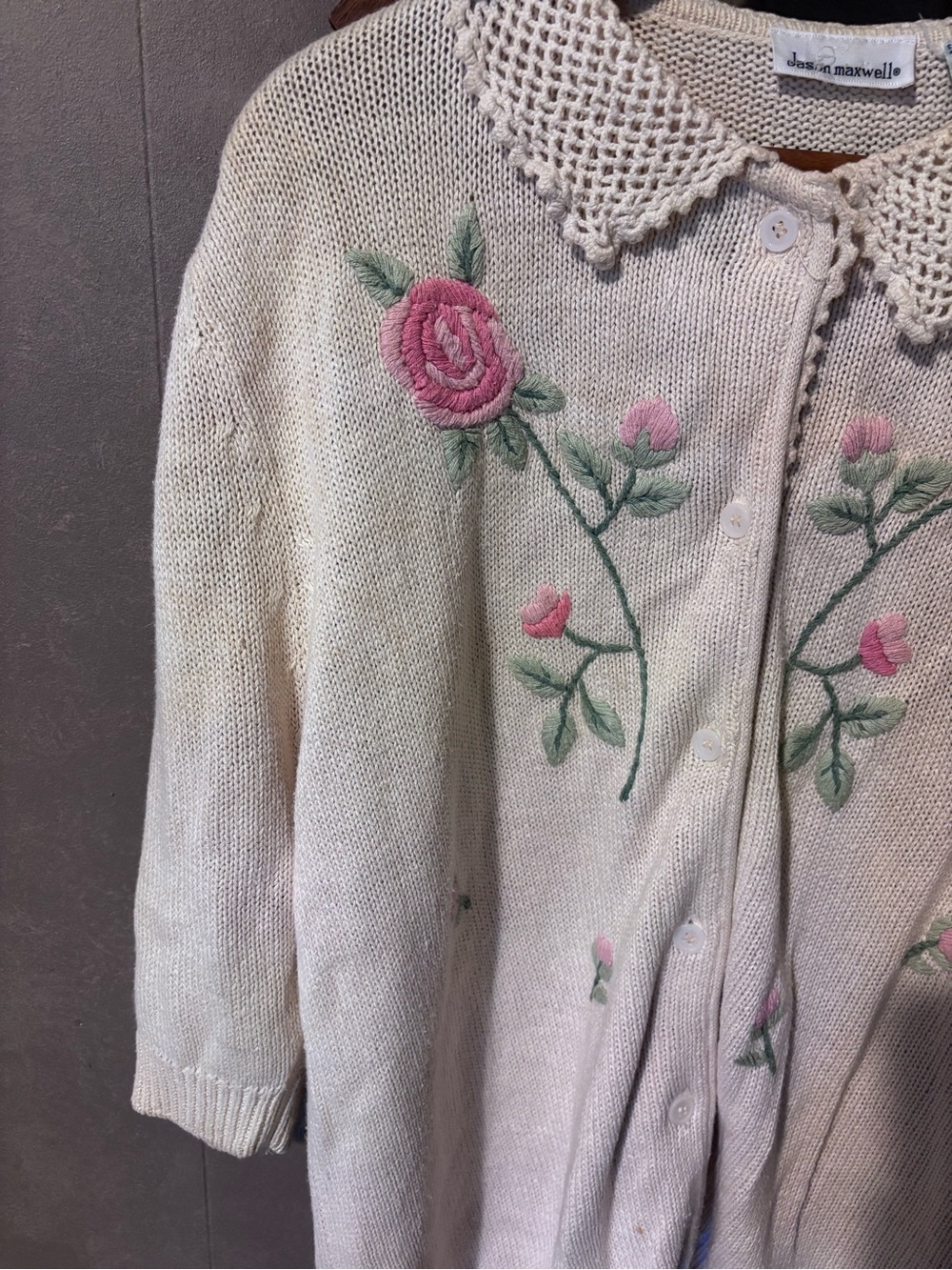 jason maxwell Cream Cardigan with Pink Rose Embroidery - Picture 2 of 6